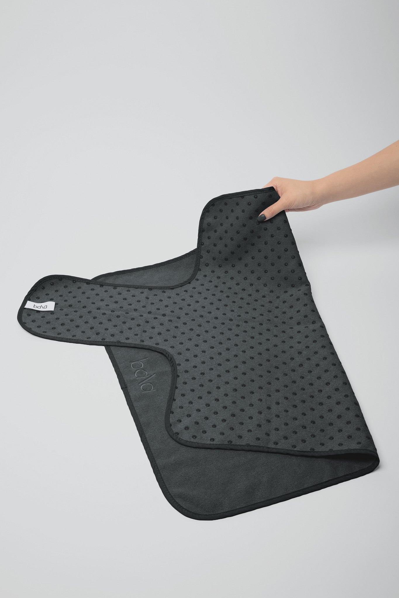 The Reformer Towel | Charcoal