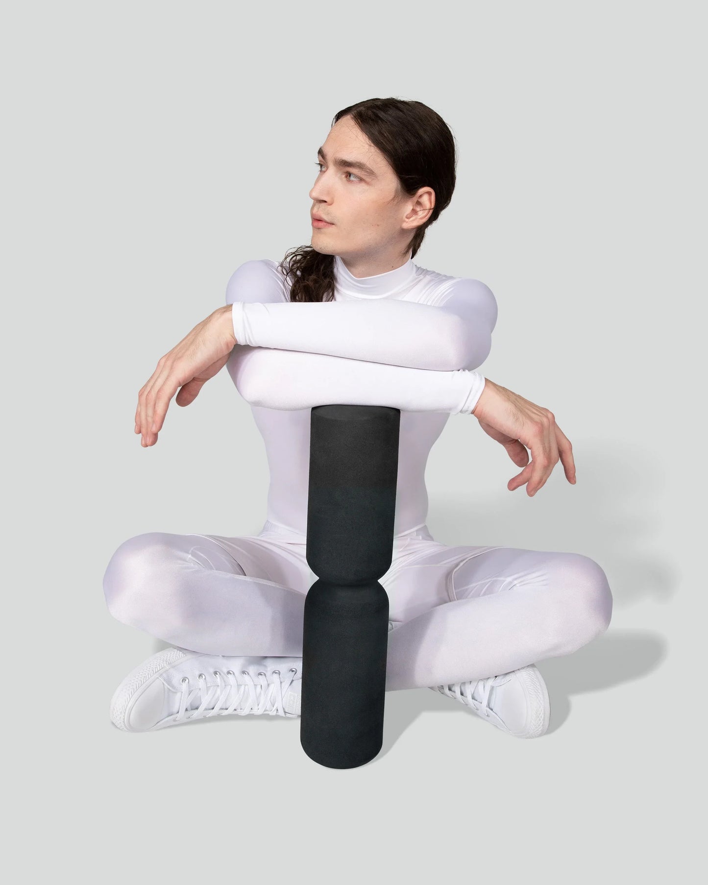 The Hourglass Roller | Charcoal